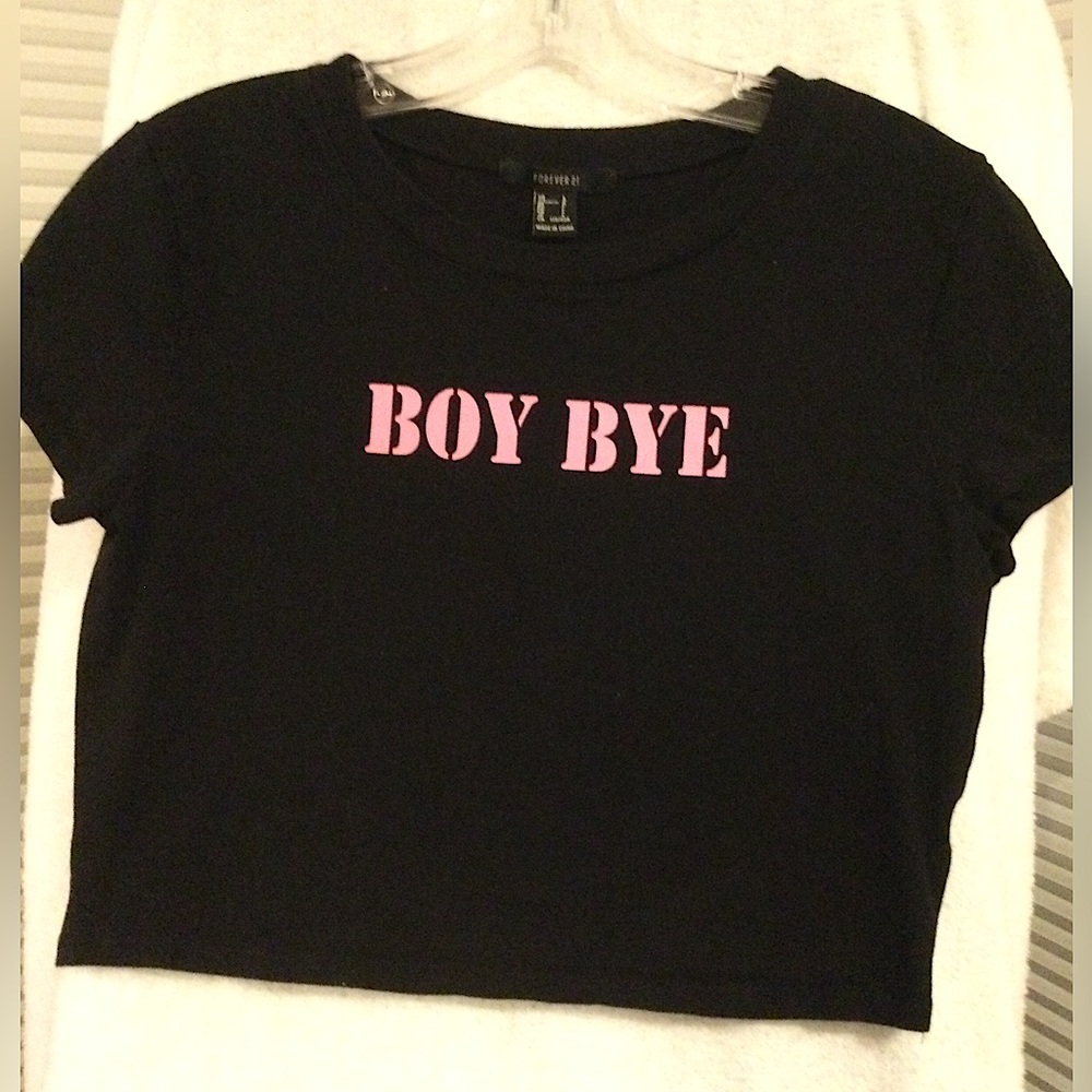 Forever 21. Black tee. Size L
